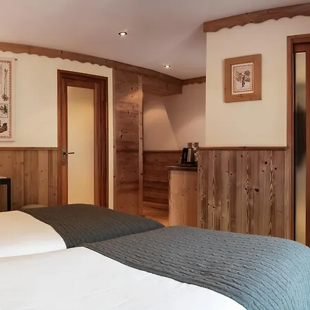 Du Manoir Hotell 3*