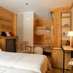 Du Manoir Hotel 3*