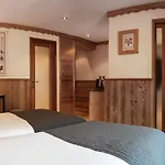 Du Manoir Hotel 3*